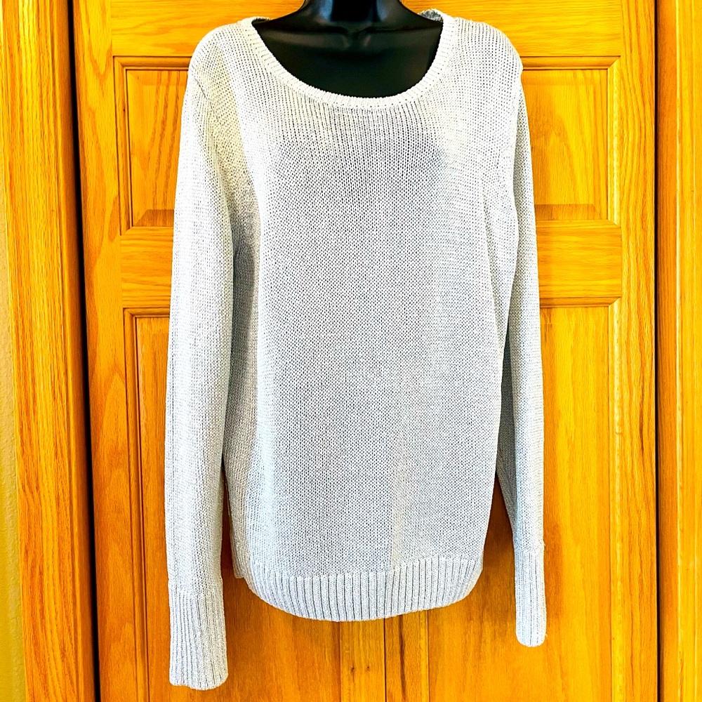 COPY - Silver White House black market xl sweater